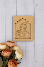 Unpainted Royal King Portrait MDF Wall Hanging DIY craft base – pre-marked engraved design for painting and art projects