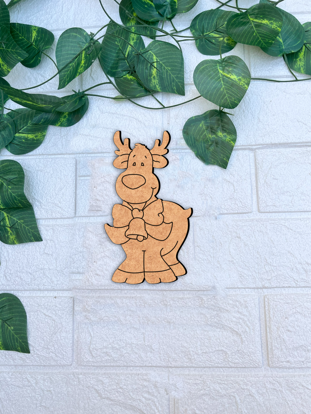 DIY MDF cute reindeer cutout with bow and bell outline, paintable Christmas craft blank for decoration mounted on wall